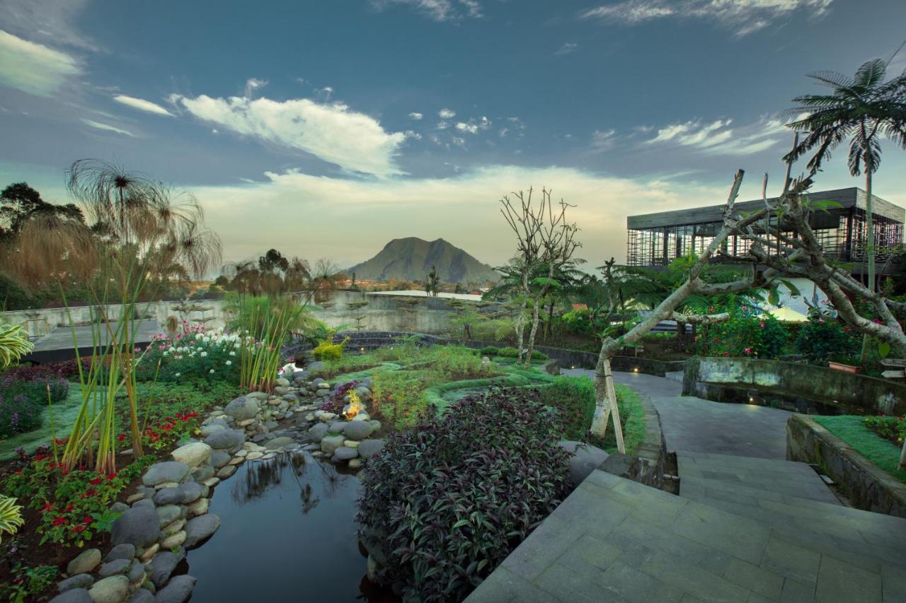 Sunsetfalls Gardens And Resort Magelang Exteriér fotografie