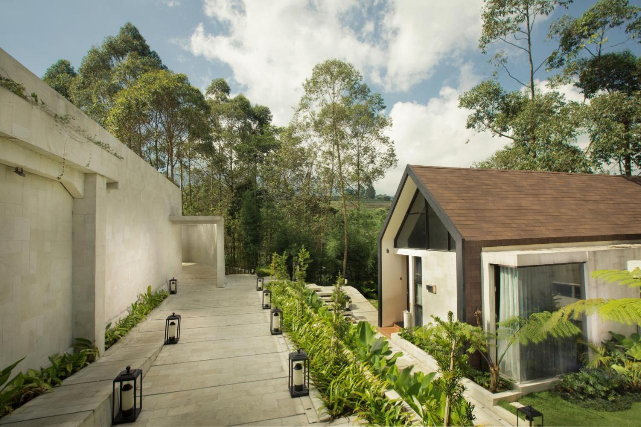 Sunsetfalls Gardens And Resort Magelang Exteriér fotografie