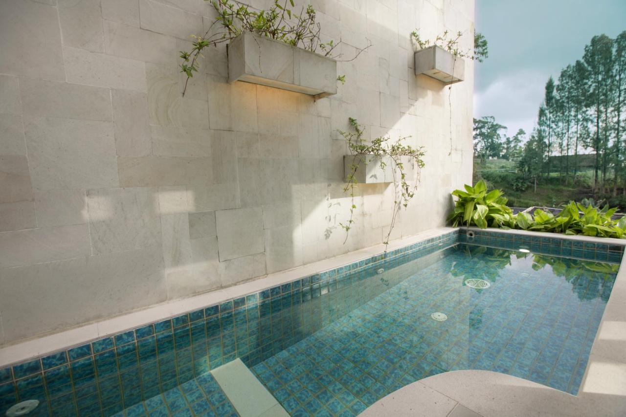 Sunsetfalls Gardens And Resort Magelang Exteriér fotografie